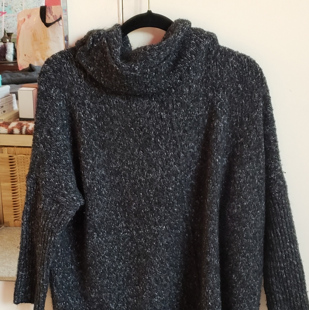 Gray Oversized Turtle Neck in Charcoal